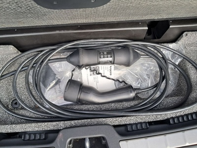 Volvo XC60 T6 Recharge Inscription AWD Auto 250 kW (340 CV) 11 Volvo XC60 T6 Recharge Inscription AWD Auto 250 kW (340 CV) 11