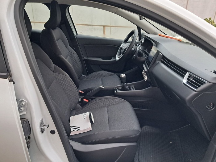 Renault Clio Equilibre Blue dCi 74 kW (100 CV) Vehículo usado en Madrid Renault Clio Equilibre Blue dCi 74 kW (100 CV) Vehículo usado en Madrid