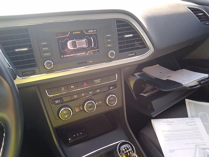 SEAT León 1.4 TGI GNC S&S Style 81 kW (110 CV) Vehículo usado en Madrid SEAT León 1.4 TGI GNC S&S Style 81 kW (110 CV) Vehículo usado en Madrid