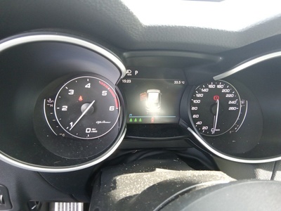 Alfa Romeo Stelvio 2.2 Diesel Sprint RWD 140 kW (190 CV) 13 Alfa Romeo Stelvio 2.2 Diesel Sprint RWD 140 kW (190 CV) 13