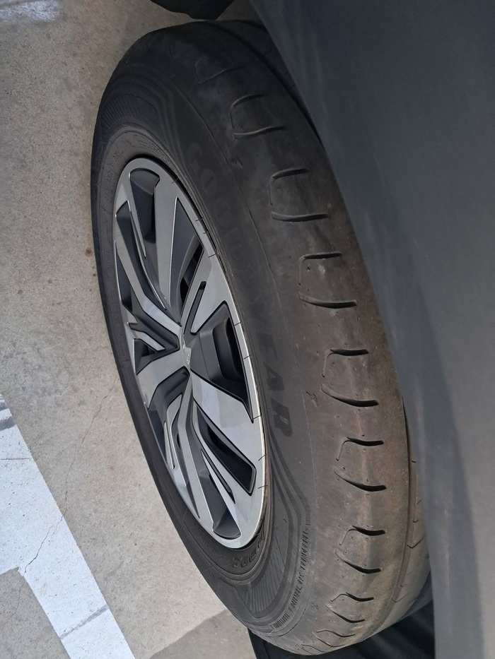 Peugeot 2008 BlueHDi 110 S&S Active 81 kW (110 CV) Vehículo usado en Madrid Peugeot 2008 BlueHDi 110 S&S Active 81 kW (110 CV) Vehículo usado en Madrid