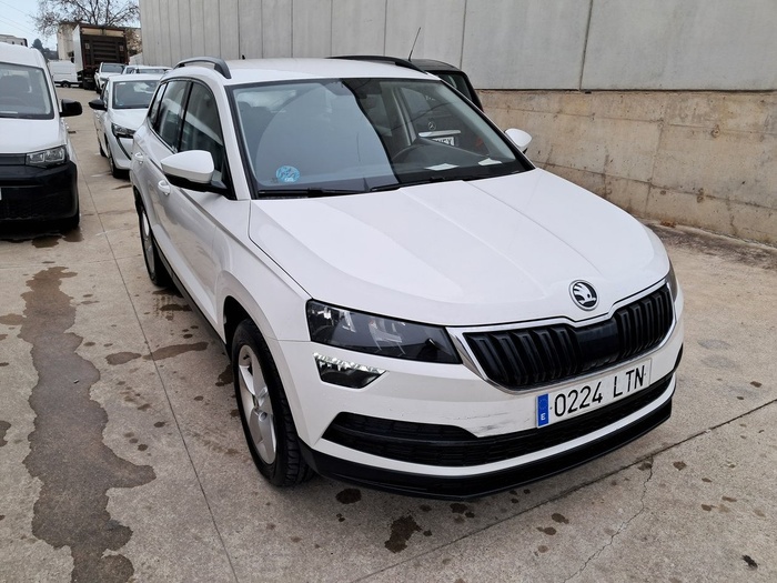 Skoda Karoq 2.0 TDI Ambition 4X4 DSG 110 kW (150 CV) Vehículo usado en Madrid Skoda Karoq 2.0 TDI Ambition 4X4 DSG 110 kW (150 CV) Vehículo usado en Madrid