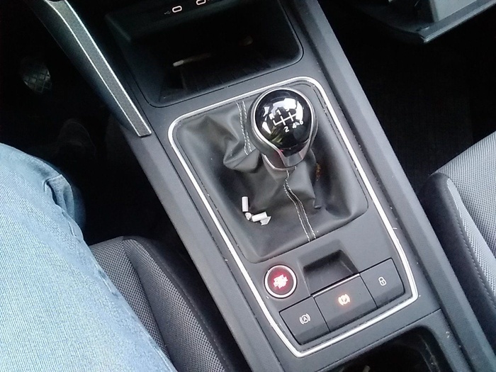 SEAT León 2.0 TDI S&S Style Go 85 kW (115 CV) Vehículo usado en Madrid SEAT León 2.0 TDI S&S Style Go 85 kW (115 CV) Vehículo usado en Madrid