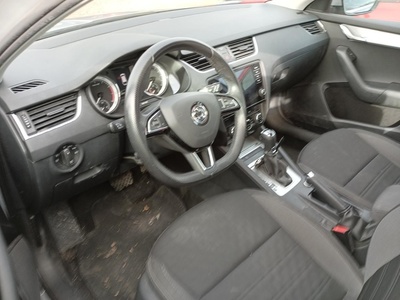 Skoda Octavia Combi 1.5 TGI CNG Ambition DSG 96 kW (130 CV) 5 Skoda Octavia Combi 1.5 TGI CNG Ambition DSG 96 kW (130 CV) 5