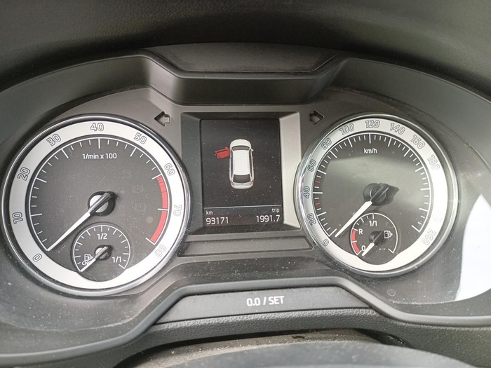 Skoda Octavia Combi 1.5 TGI CNG Ambition DSG 96 kW (130 CV) Vehículo usado en Madrid Skoda Octavia Combi 1.5 TGI CNG Ambition DSG 96 kW (130 CV) Vehículo usado en Madrid