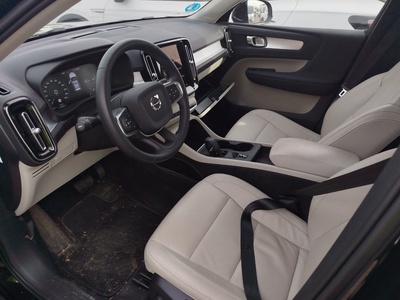 Volvo XC40 T5 Twin Recharge Inscription Expression Auto 193 kW (262 CV) 7 Volvo XC40 T5 Twin Recharge Inscription Expression Auto 193 kW (262 CV) 7