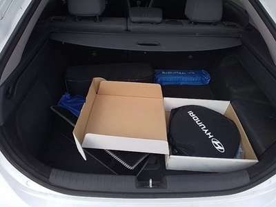 Hyundai Ioniq 1.6 GDI PHEV Tecno DT 104 kW (141 CV) 7 Hyundai Ioniq 1.6 GDI PHEV Tecno DT 104 kW (141 CV) 7