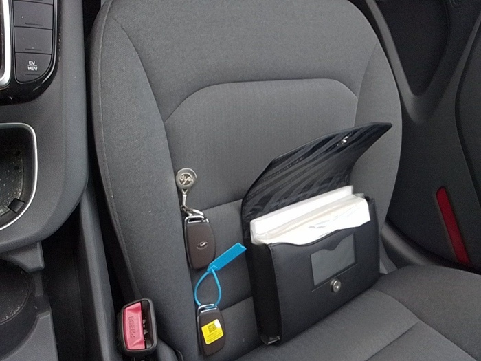 Hyundai Ioniq 1.6 GDI PHEV Tecno DT 104 kW (141 CV) Vehículo usado en Madrid Hyundai Ioniq 1.6 GDI PHEV Tecno DT 104 kW (141 CV) Vehículo usado en Madrid