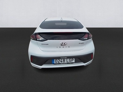 Hyundai Ioniq 1.6 GDI PHEV Tecno DT 104 kW (141 CV) 5 Hyundai Ioniq 1.6 GDI PHEV Tecno DT 104 kW (141 CV) 5