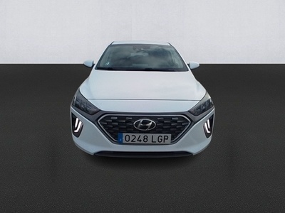 Hyundai Ioniq 1.6 GDI PHEV Tecno DT 104 kW (141 CV) 2 Hyundai Ioniq 1.6 GDI PHEV Tecno DT 104 kW (141 CV) 2