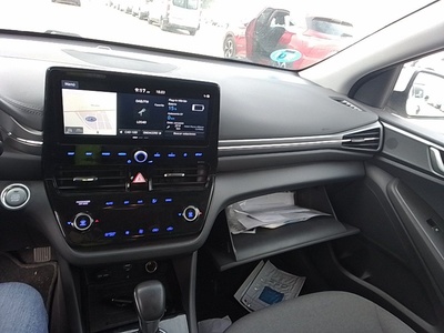 Hyundai Ioniq 1.6 GDI PHEV Tecno DT 104 kW (141 CV) 12 Hyundai Ioniq 1.6 GDI PHEV Tecno DT 104 kW (141 CV) 12