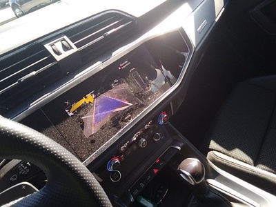 Audi Q3 TFSIe S line 45 TFSI e 180 kW (245 CV) S tronic 9 Audi Q3 TFSIe S line 45 TFSI e 180 kW (245 CV) S tronic 9