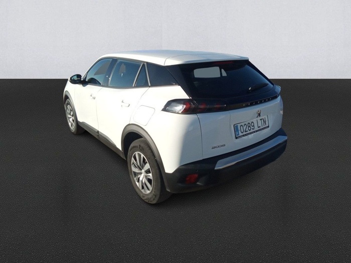 Peugeot 2008 BlueHDi 110 S&S Active 81 kW (110 CV) Vehículo usado en Madrid Peugeot 2008 BlueHDi 110 S&S Active 81 kW (110 CV) Vehículo usado en Madrid