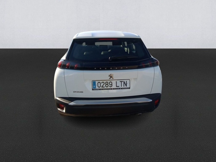 Peugeot 2008 BlueHDi 110 S&S Active 81 kW (110 CV) Vehículo usado en Madrid Peugeot 2008 BlueHDi 110 S&S Active 81 kW (110 CV) Vehículo usado en Madrid