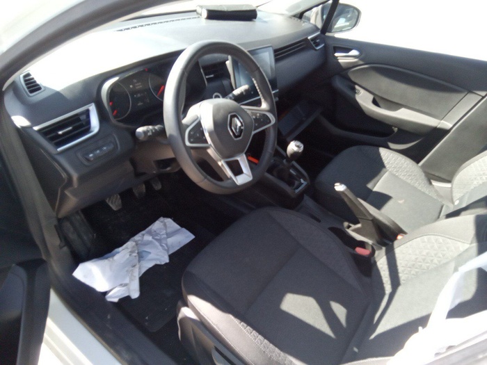 Renault Clio Equilibre Blue dCi 74 kW (100 CV) Vehículo usado en Madrid Renault Clio Equilibre Blue dCi 74 kW (100 CV) Vehículo usado en Madrid