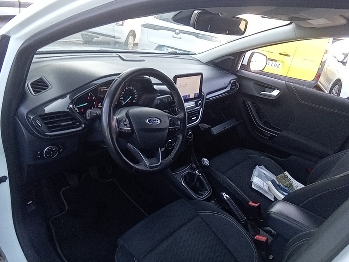 Ford Puma 1.0 EcoBoost MHEV Titanium 92 kW (125 CV) Vehículo usado en Madrid Ford Puma 1.0 EcoBoost MHEV Titanium 92 kW (125 CV) Vehículo usado en Madrid