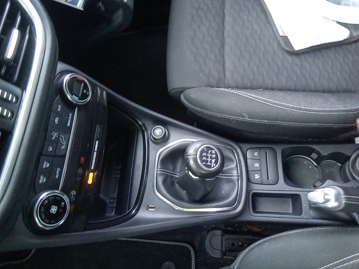 Ford Puma 1.0 EcoBoost MHEV Titanium 92 kW (125 CV) Vehículo usado en Madrid Ford Puma 1.0 EcoBoost MHEV Titanium 92 kW (125 CV) Vehículo usado en Madrid