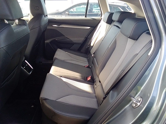 Skoda Enyaq BEV IV 80 150 kW (204 CV) 82kWh Vehículo usado en Madrid Skoda Enyaq BEV IV 80 150 kW (204 CV) 82kWh Vehículo usado en Madrid