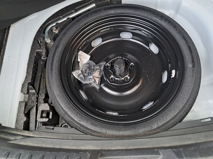 SEAT León 2.0 TDI S&S Reference Go 85 kW (115 CV) Vehículo usado en Madrid SEAT León 2.0 TDI S&S Reference Go 85 kW (115 CV) Vehículo usado en Madrid