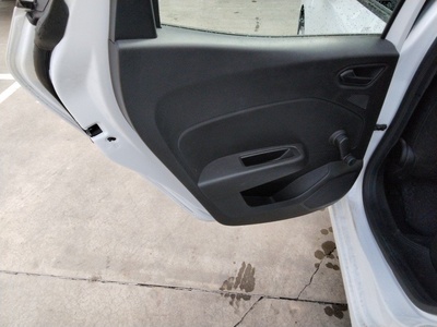 Renault Clio Business SCe 48 kW (65 CV) 14 Renault Clio Business SCe 48 kW (65 CV) 14
