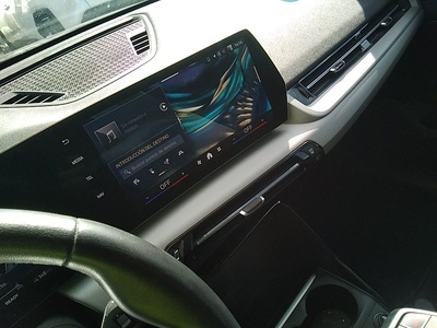 BMW iX1 xDrive30 230 kW (313 CV) 13 BMW iX1 xDrive30 230 kW (313 CV) 13