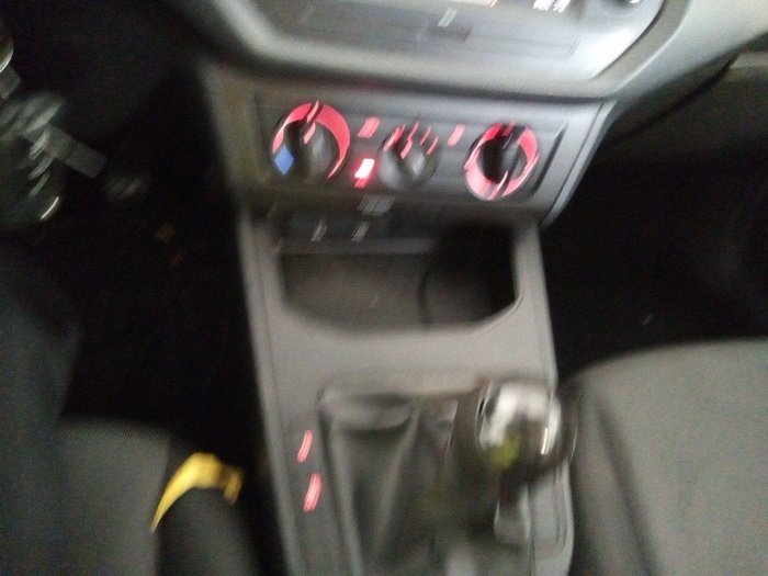 SEAT Ibiza 1.0 TGI GNC Reference Plus 66 kW (90 CV) Vehículo usado en Madrid SEAT Ibiza 1.0 TGI GNC Reference Plus 66 kW (90 CV) Vehículo usado en Madrid