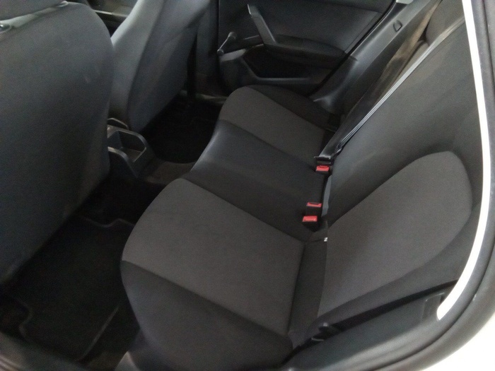 SEAT Ibiza 1.0 TGI GNC Reference Plus 66 kW (90 CV) Vehículo usado en Madrid SEAT Ibiza 1.0 TGI GNC Reference Plus 66 kW (90 CV) Vehículo usado en Madrid