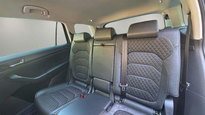 Skoda Kodiaq 2.0 TDI Ambition 4x2 DSG 110 kW (150 CV) Vehículo usado en Madrid Skoda Kodiaq 2.0 TDI Ambition 4x2 DSG 110 kW (150 CV) Vehículo usado en Madrid