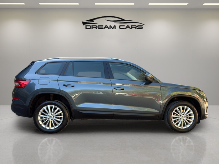 Skoda Kodiaq 2.0 TDI Ambition 4x2 DSG 110 kW (150 CV) Vehículo usado en Madrid Skoda Kodiaq 2.0 TDI Ambition 4x2 DSG 110 kW (150 CV) Vehículo usado en Madrid