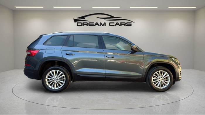 Skoda Kodiaq 2.0 TDI Ambition 4x2 DSG 110 kW (150 CV) Vehículo usado en Madrid Skoda Kodiaq 2.0 TDI Ambition 4x2 DSG 110 kW (150 CV) Vehículo usado en Madrid