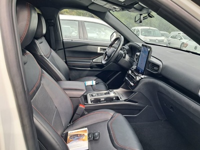 Ford Explorer 3.0 PHEV ST Line AWD 336 kW (457 CV) 10 Ford Explorer 3.0 PHEV ST Line AWD 336 kW (457 CV) 10