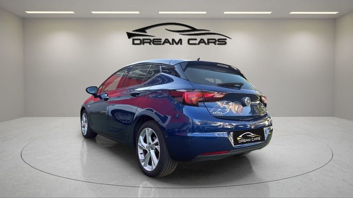 Opel Astra 1.2 Turbo SHL GS Line 81 kW (110 CV) Vehículo usado en Madrid Opel Astra 1.2 Turbo SHL GS Line 81 kW (110 CV) Vehículo usado en Madrid