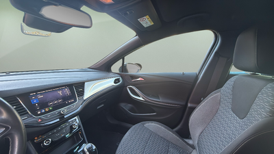 Opel Astra 1.2 Turbo SHL GS Line 81 kW (110 CV) 14 Opel Astra 1.2 Turbo SHL GS Line 81 kW (110 CV) 14