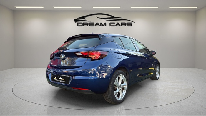 Opel Astra 1.2 Turbo SHL GS Line 81 kW (110 CV) Vehículo usado en Madrid Opel Astra 1.2 Turbo SHL GS Line 81 kW (110 CV) Vehículo usado en Madrid