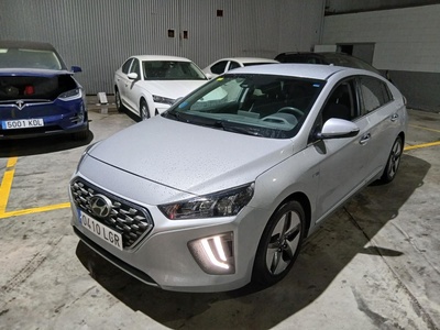 Hyundai Ioniq 1.6 GDI HEV Tecno DT 104 kW (141 CV) 15 Hyundai Ioniq 1.6 GDI HEV Tecno DT 104 kW (141 CV) 15