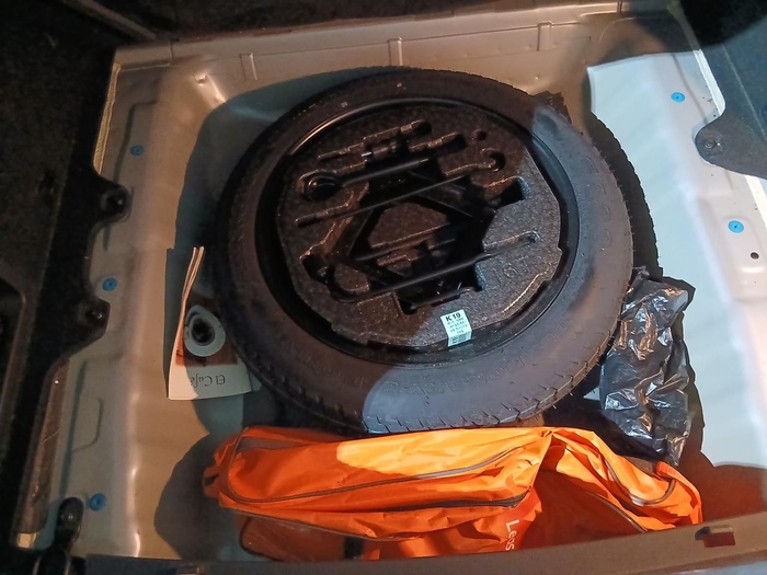 Hyundai Ioniq 1.6 GDI HEV Tecno DT 104 kW (141 CV) Vehículo usado en Madrid Hyundai Ioniq 1.6 GDI HEV Tecno DT 104 kW (141 CV) Vehículo usado en Madrid