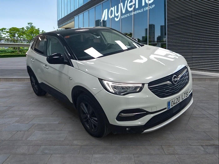 Opel Grandland X 1.5 CDTi Design & Tech 96 kW (130 CV) Vehículo usado en Madrid Opel Grandland X 1.5 CDTi Design & Tech 96 kW (130 CV) Vehículo usado en Madrid
