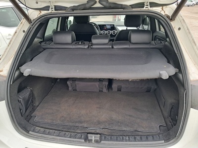 Mercedes-Benz EQA 300 4Matic 168 kW (228 CV) 8 Mercedes-Benz EQA 300 4Matic 168 kW (228 CV) 8