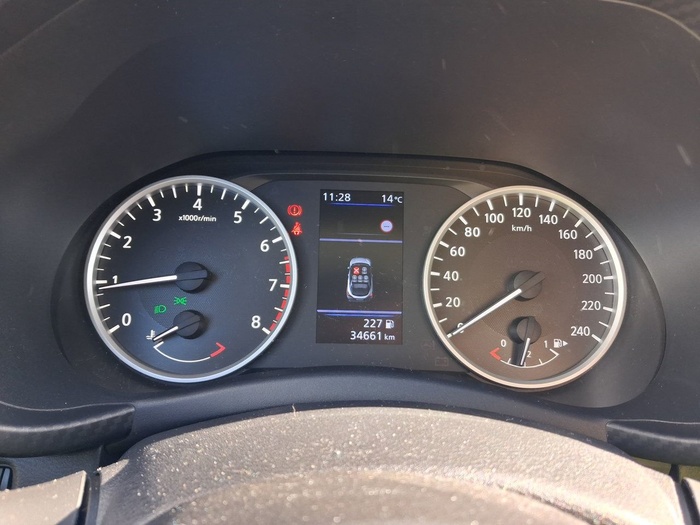 Nissan Juke DIG-T Acenta 84 kW (114 CV) Vehículo usado en Madrid Nissan Juke DIG-T Acenta 84 kW (114 CV) Vehículo usado en Madrid