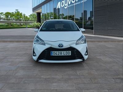 Toyota Yaris 1.5 100H Active 74 kW (100 CV) 2 Toyota Yaris 1.5 100H Active 74 kW (100 CV) 2