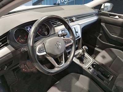 Volkswagen Passat Business 2.0 TDI 110 kW (150 CV) 7 Volkswagen Passat Business 2.0 TDI 110 kW (150 CV) 7