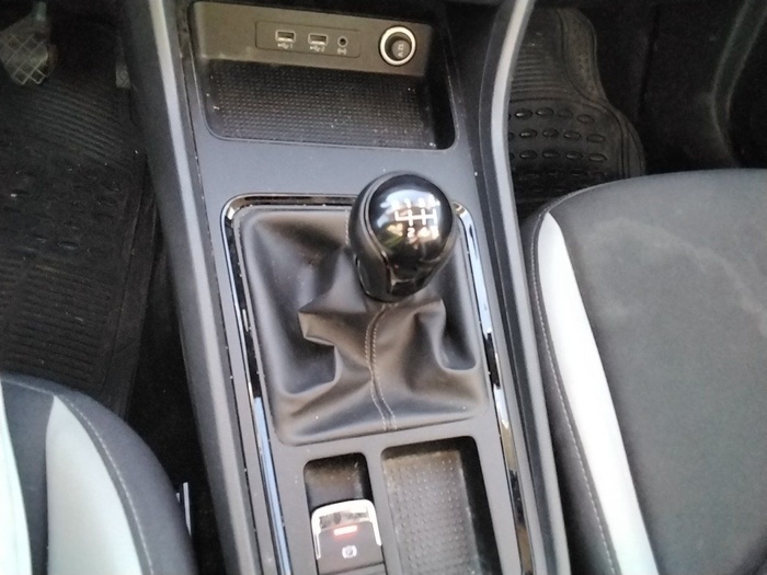 SEAT Ateca 1.6 TDI S&S Ecomotive Reference 85 kW (115 CV) Vehículo usado en Madrid SEAT Ateca 1.6 TDI S&S Ecomotive Reference 85 kW (115 CV) Vehículo usado en Madrid