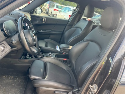 MINI MINI Countryman Cooper 100 kW (136 CV) 9 MINI MINI Countryman Cooper 100 kW (136 CV) 9