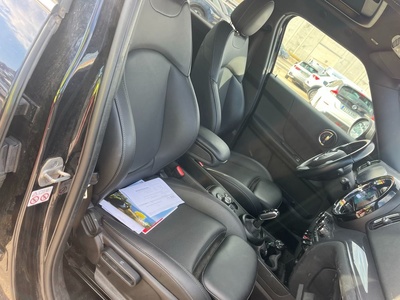 MINI MINI Countryman Cooper 100 kW (136 CV) 10 MINI MINI Countryman Cooper 100 kW (136 CV) 10