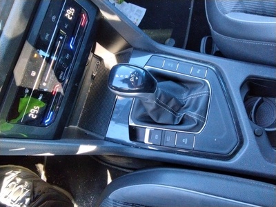 Volkswagen Tiguan R-Line 2.0 TDI 110 kW (150 CV) DSG 13 Volkswagen Tiguan R-Line 2.0 TDI 110 kW (150 CV) DSG 13