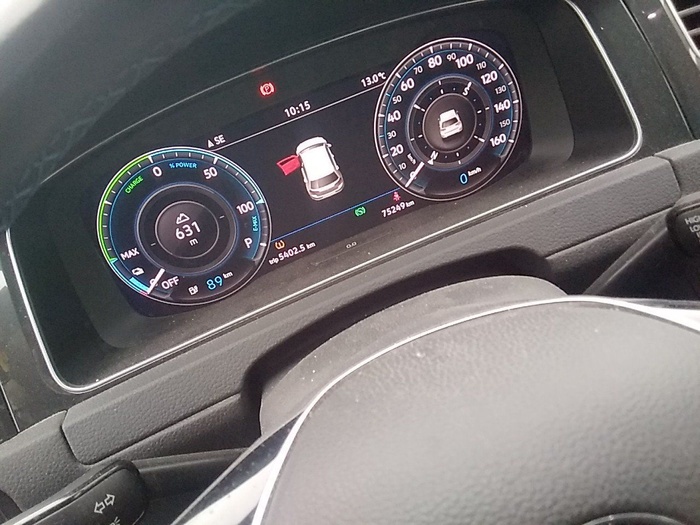 Volkswagen e-Golf ePower 100 kW (136 CV) Vehículo usado en Madrid Volkswagen e-Golf ePower 100 kW (136 CV) Vehículo usado en Madrid