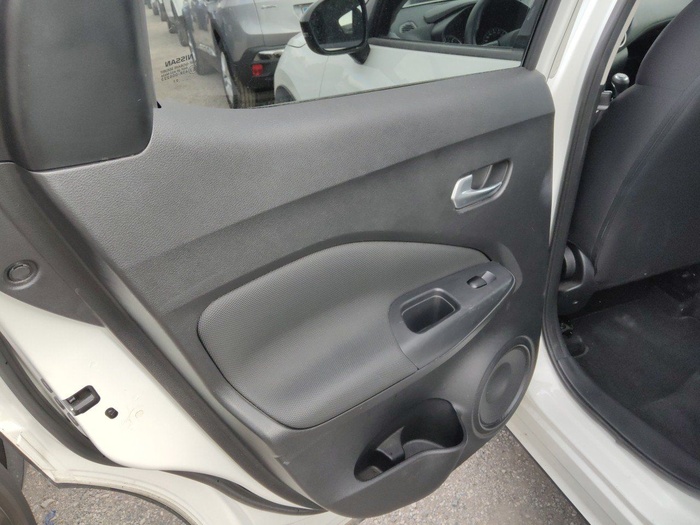 Nissan Juke DIG-T Acenta 84 kW (114 CV) Vehículo usado en Madrid Nissan Juke DIG-T Acenta 84 kW (114 CV) Vehículo usado en Madrid