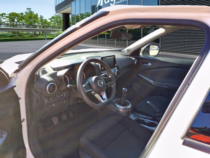 Nissan Juke DIG-T Acenta 84 kW (114 CV) Vehículo usado en Madrid Nissan Juke DIG-T Acenta 84 kW (114 CV) Vehículo usado en Madrid