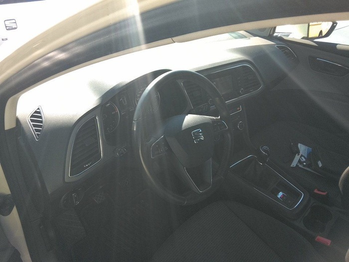 SEAT León ST 1.6 TDI S&S Style 85 kW (115 CV) Vehículo usado en Madrid SEAT León ST 1.6 TDI S&S Style 85 kW (115 CV) Vehículo usado en Madrid