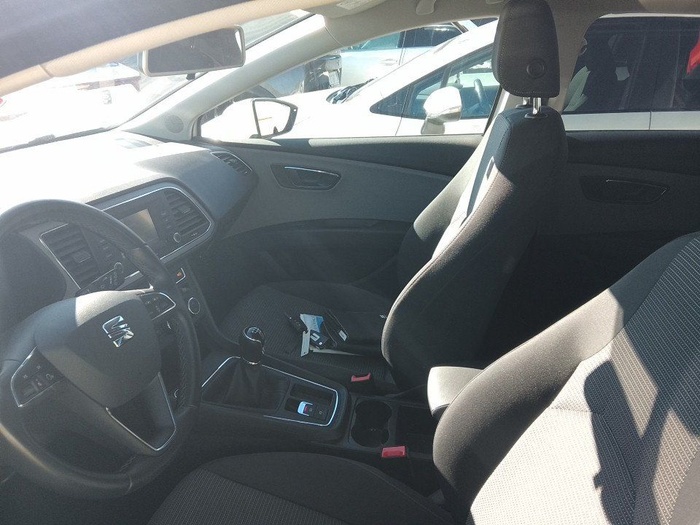 SEAT León ST 1.6 TDI S&S Style 85 kW (115 CV) Vehículo usado en Madrid SEAT León ST 1.6 TDI S&S Style 85 kW (115 CV) Vehículo usado en Madrid